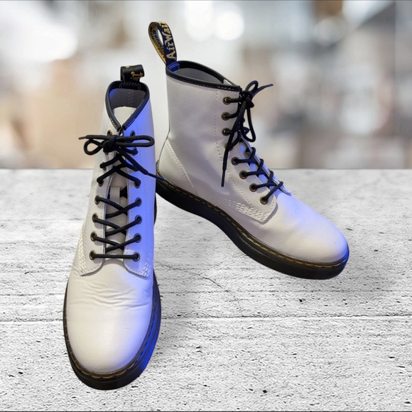 Zavala Dr. Martens White Lace Up Boots Size 9L Unisex 8M - Picture 1 of 15